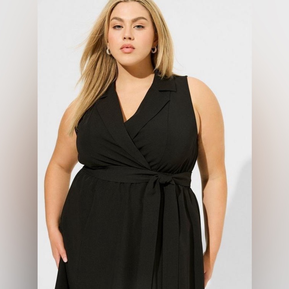 torrid Black Sleeveless Wrap Midi Dress with Waist Tie